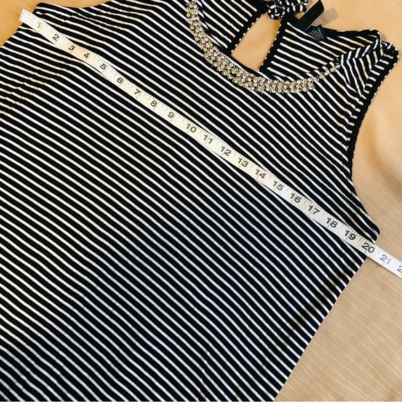 Cynthia Rowley Jeweled Tunic Top - Picture 7 of 9